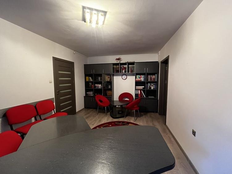 Spatiu comercial-100mp Calea Calati - 2
