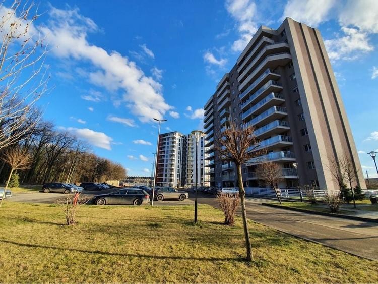 Apartament cu 2 camere decomandat în Dumbrăvița
