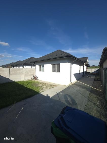 Casă cu 3 camere cu Teren 300 Mp în Cornetu