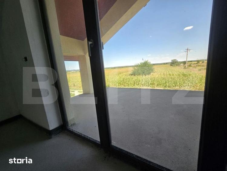 Casă cu 5 camere cu Teren 550 Mp în Gura Ocniței