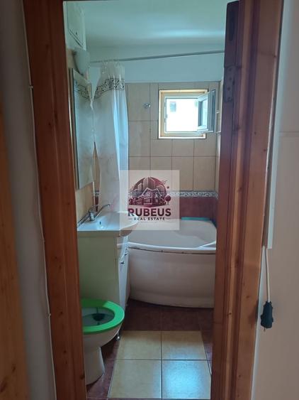 Apartament cu 4 camere decomandat, mobilat în Kiseleff