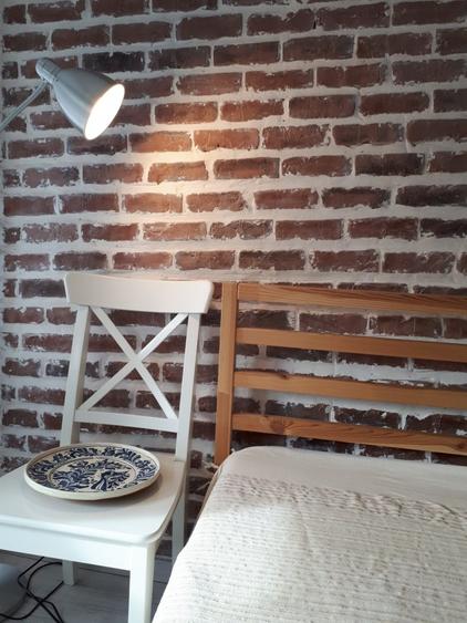 Apartament cu 2 camere nedecomandat, mobilat în Kogălniceanu