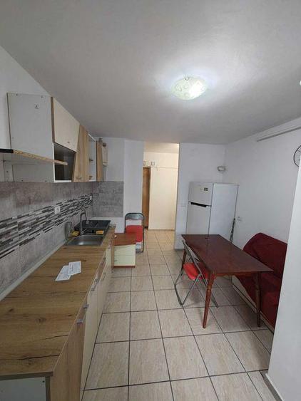 Apartament cu 4 camere decomandat, mobilat în Frumoasa