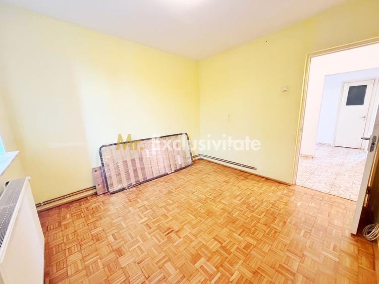 Apartament cu 3 camere decomandat în Trivale