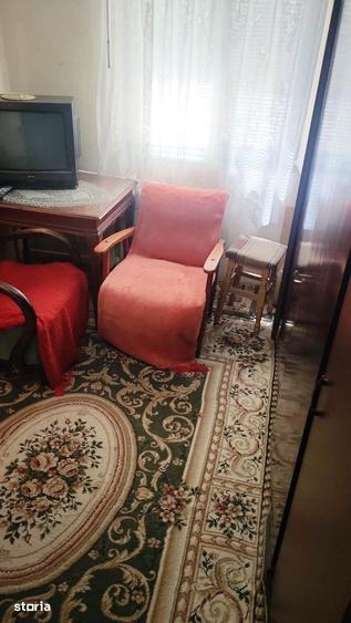 Apartament cu 2 camere în Micro 14