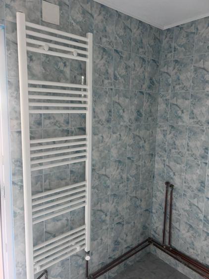 Casă cu 2 camere în Stâlpeni