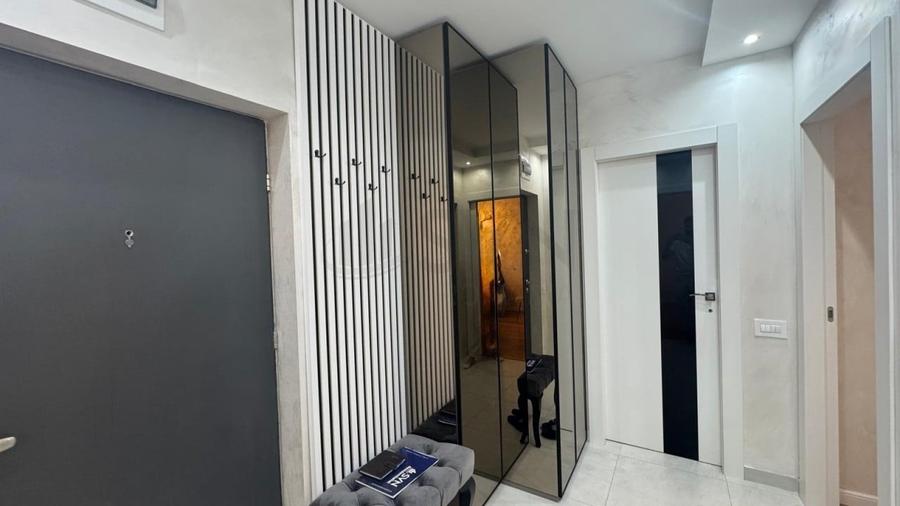 Apartament cu 2 camere decomandat, mobilat în Pipera