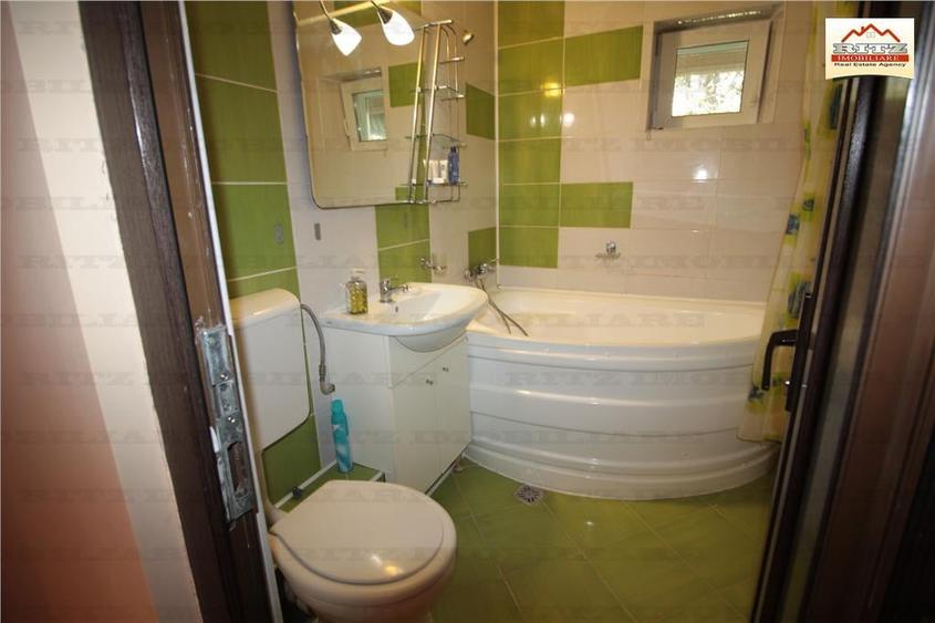 Apartament cu 3 camere semidecomandat în Ultracentral