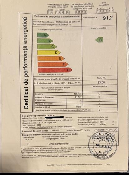 Apartament cu 3 camere decomandat în Central