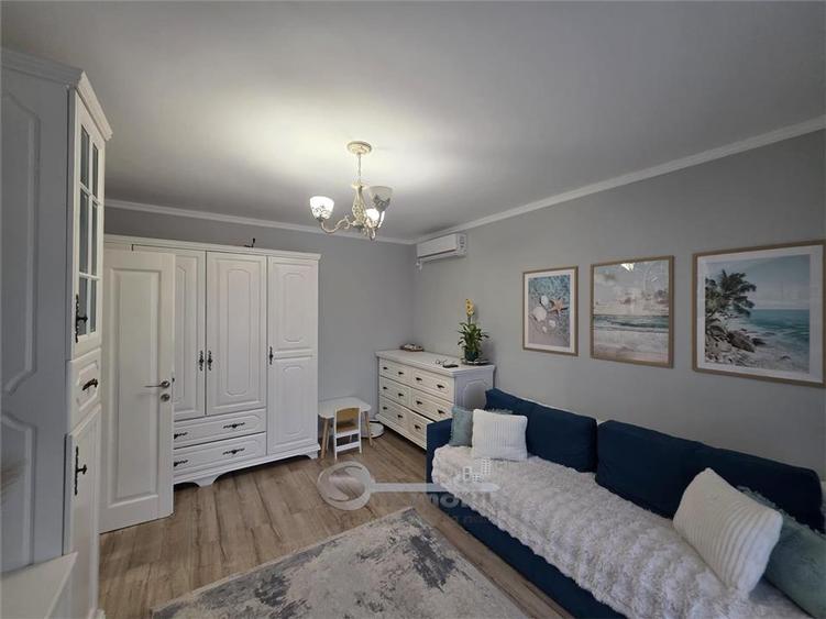 Apartament cu 3 camere decomandat în Popas Păcurari