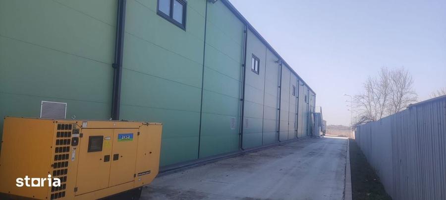 Spațiu comercial, de 1,000 mp, în Crevedia