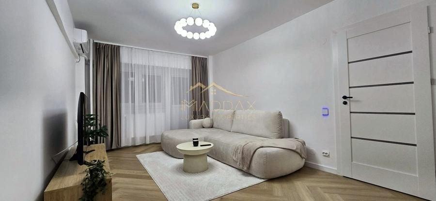 Apartament cu 2 camere decomandat, mobilat în Tineretului