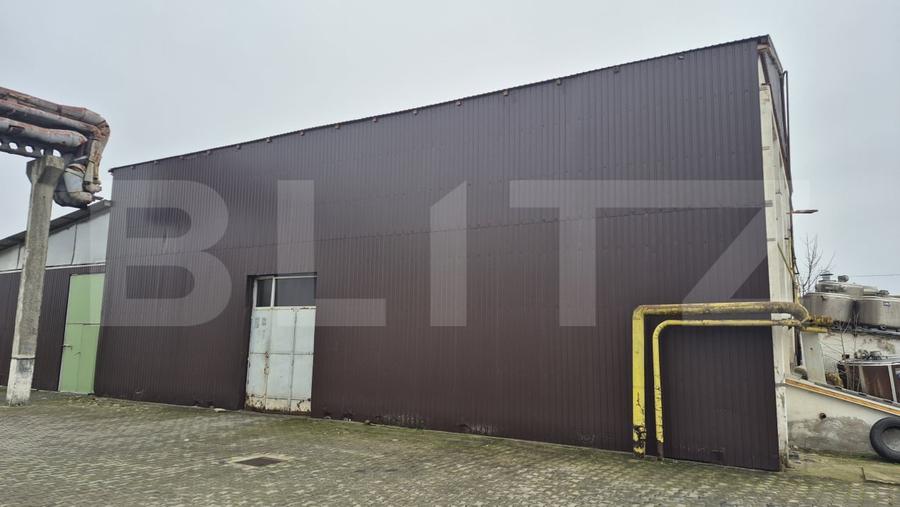 Spațiu industrial, de 4,000 mp, în Cloșca
