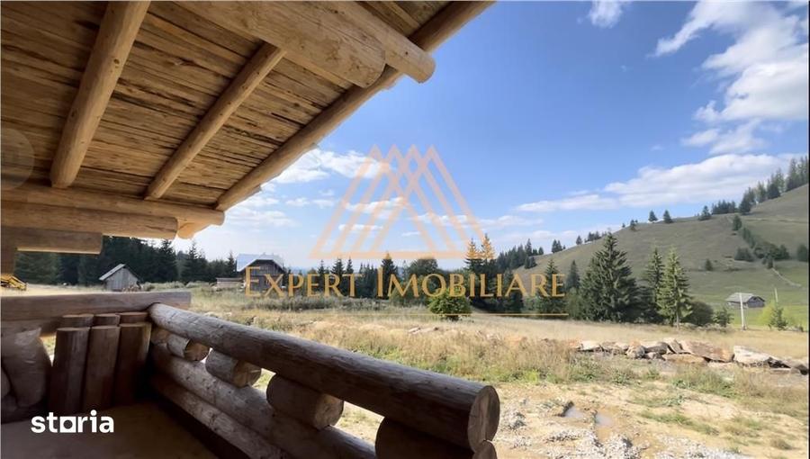 Casă cu 4 camere cu Teren 29000 Mp în Central