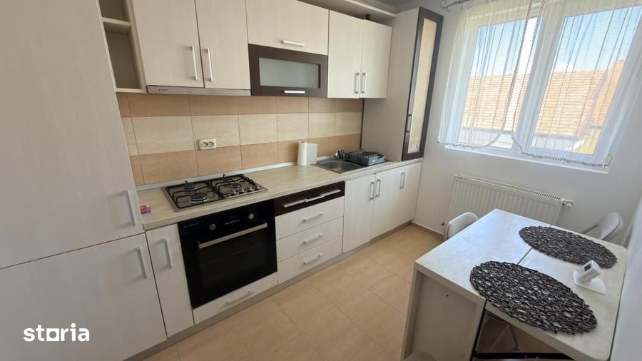 Apartament cu 2 camere semidecomandat în Calea Dumbrăvii