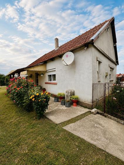 Casă cu 2 camere în Gurbediu