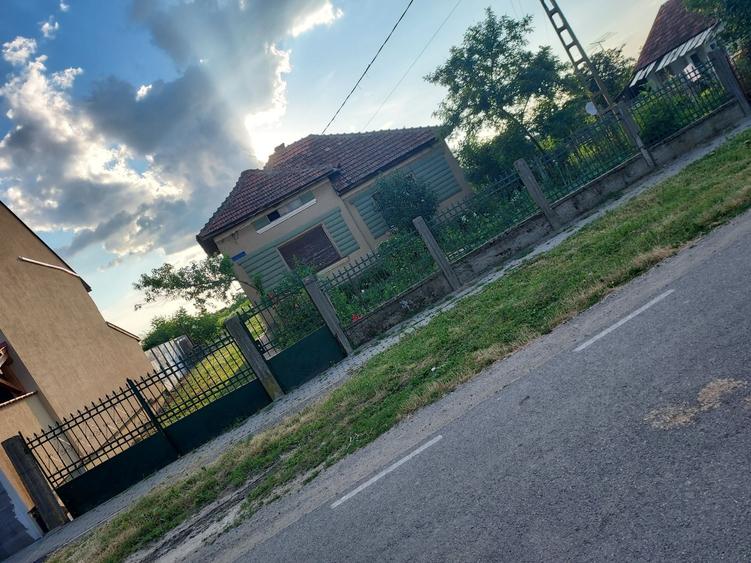 Casă cu 2 camere în Botiz