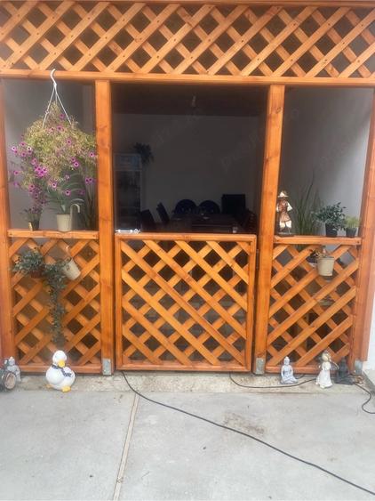 Casă cu 3 camere cu Teren 852 Mp în Central