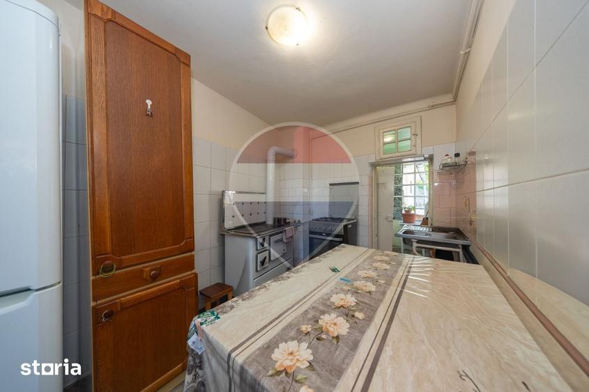 Casa saseasca autentica in Sacele teren 1.900 mp ?i livada - 16