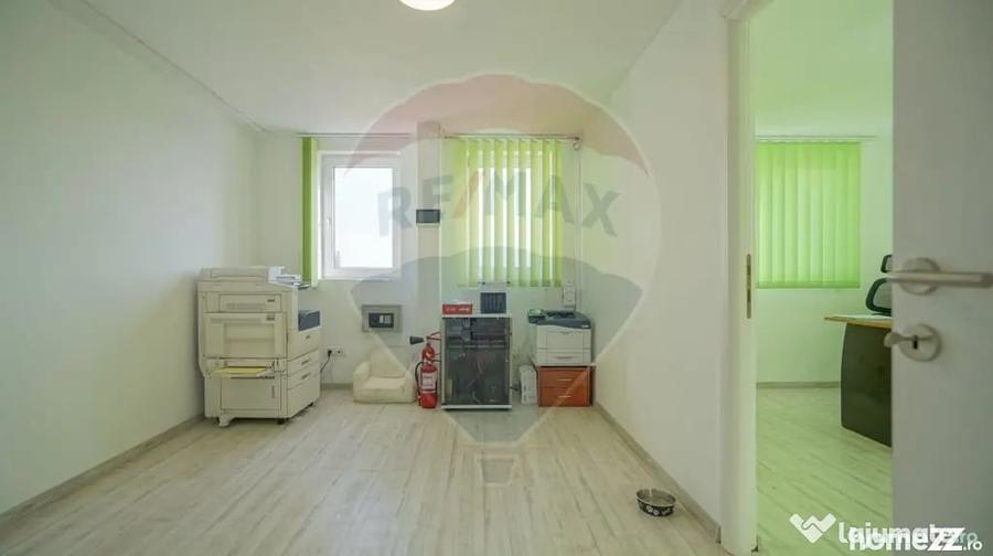 Spațiu comercial, de 520 mp, în Uzina 2