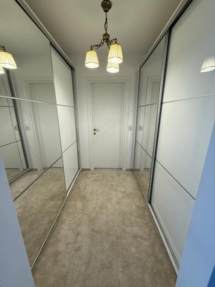 Duplex cu 5 camere cu Canalizare în Central