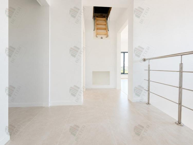 Casă individuală cu 4 camere cu Teren 360 Mp în Berceni