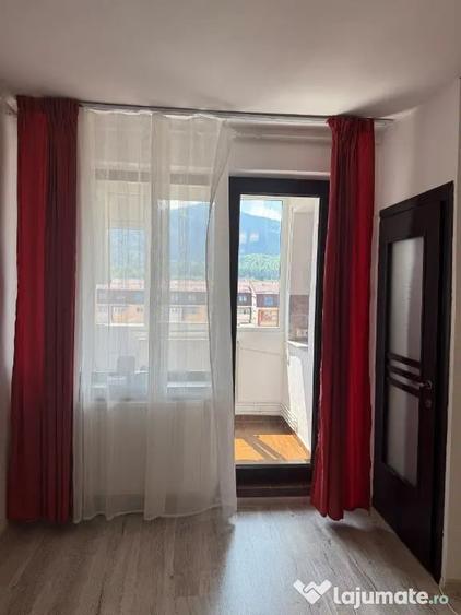 Garsonieră semidecomandată în Noua