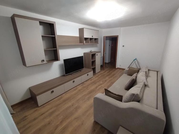 Apartament cu 2 camere decomandat în Telecabinei