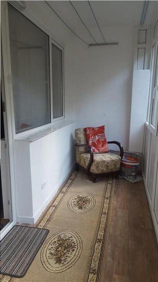 Apartament cu 2 camere semidecomandat, mobilat în Central