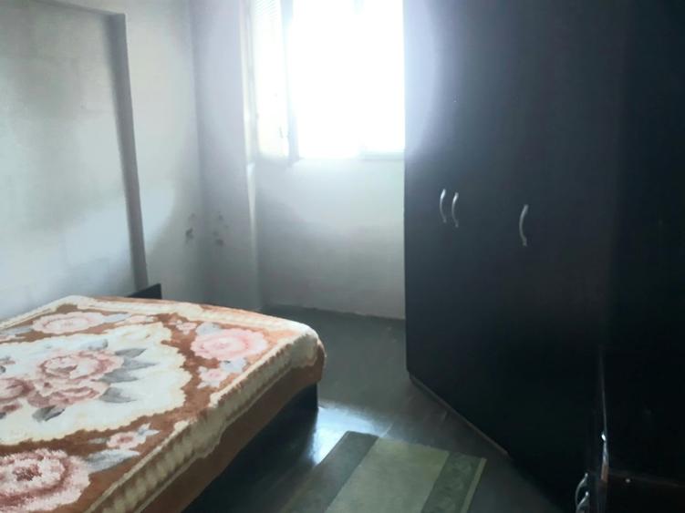 Apartament cu 3 camere decomandat în Pantelimon
