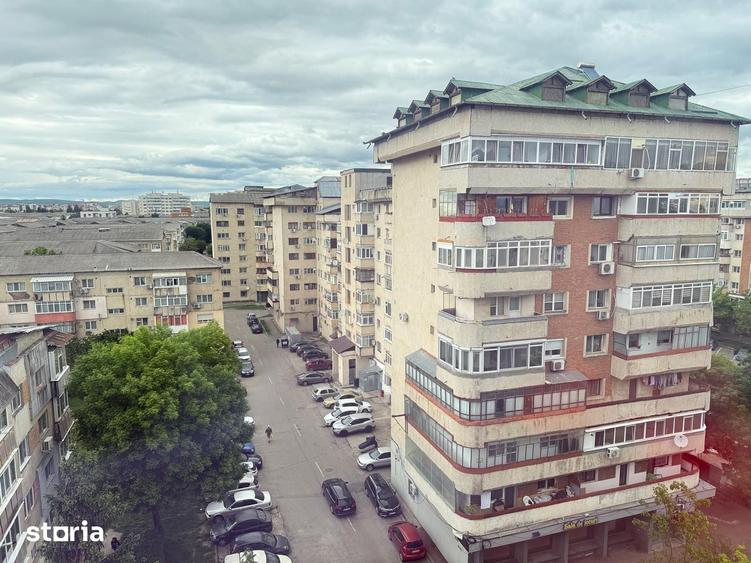 Apartament cu 2 camere decomandat în Central