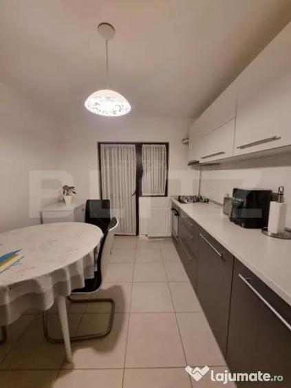 Apartament cu 3 camere decomandat în Lunca Cetățuii