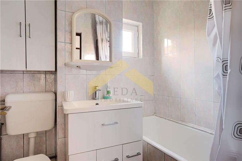 Apartament cu 2 camere decomandat în Aurel Vlaicu