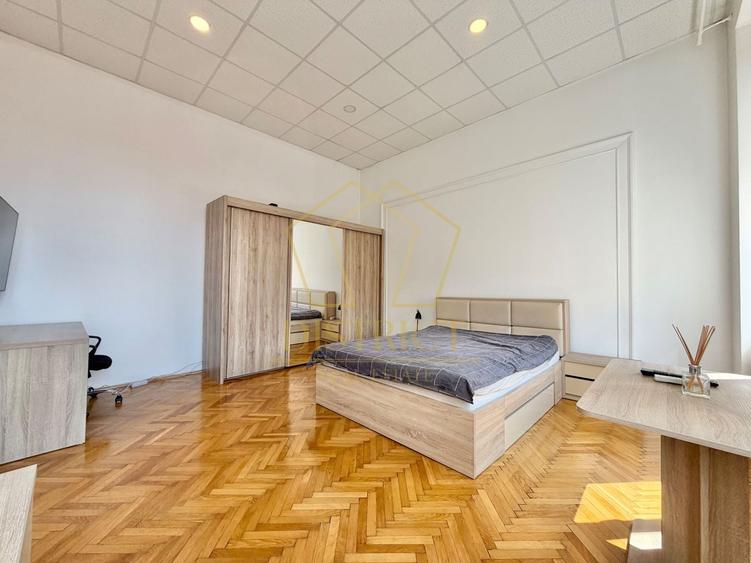 Apartament cu 2 camere semidecomandat, mobilat în Central