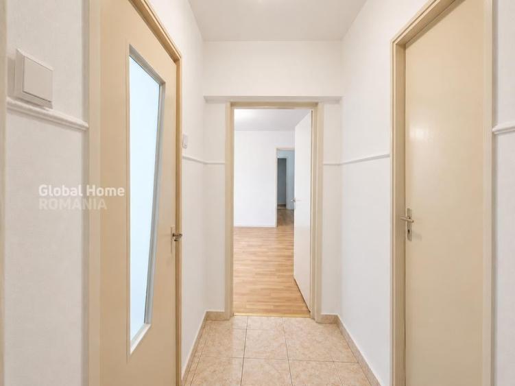 Apartament cu 3 camere semidecomandat în Drumul Taberei