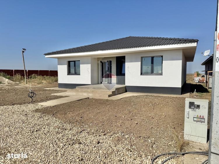 Casă cu 4 camere în Livada de Bihor