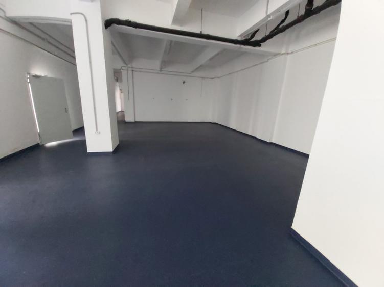 Spațiu comercial, de 710 mp, în Mihai Bravu