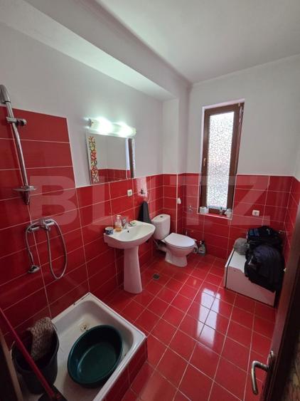 Casă individuală cu 5 camere cu Canalizare în Gârceiu