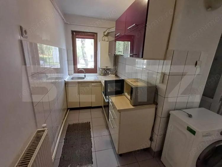 Apartament de inchiriat, cu 2 camere, 40 mp, zona 9 Mai - 1