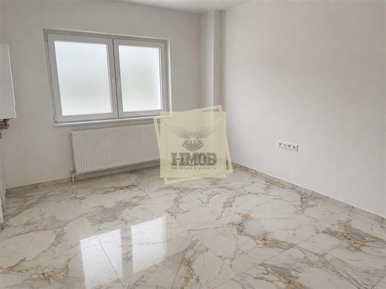 Apartament cu 4 camere decomandat în Mihai Viteazul
