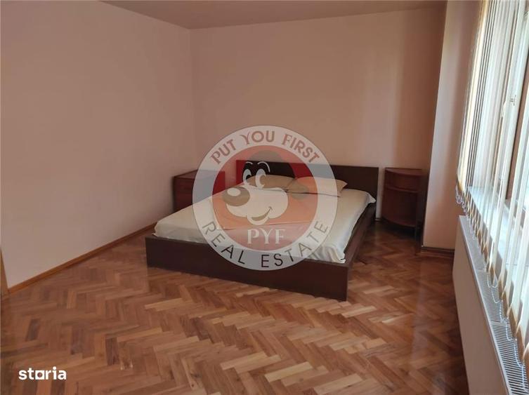 Apartament cu 3 camere decomandat în Primăverii