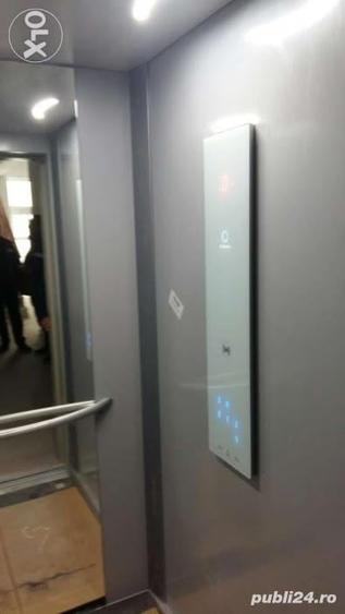Apartament cu 5 camere decomandat în Calea Dumbrăvii