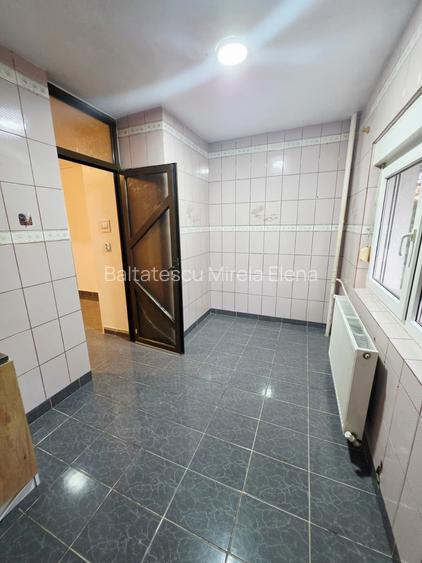 Apartament 2 camere de vanzare | Marasesti | an 1991 | Parter