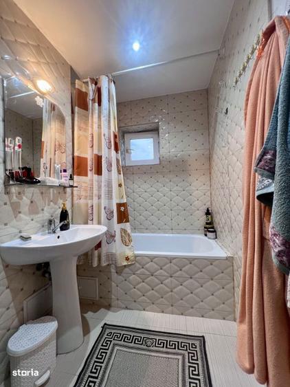 Apartament cu 2 camere decomandat, mobilat în Freidorf