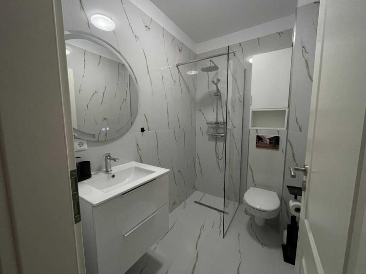Apartament cu 2 camere decomandat în Florești
