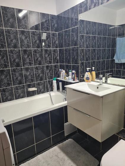 Apartament cu 2 camere semidecomandat în Alexandriei