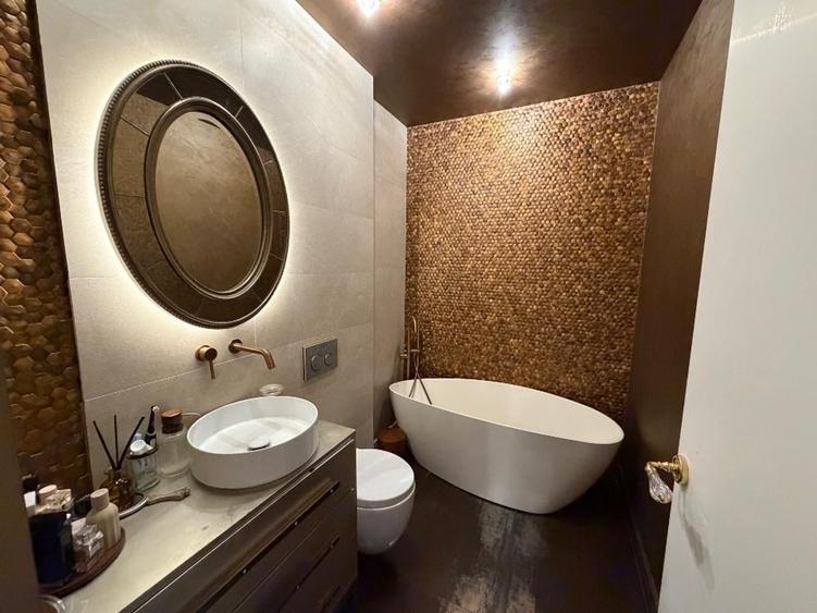 Apartament cu 3 camere decomandat în Pipera