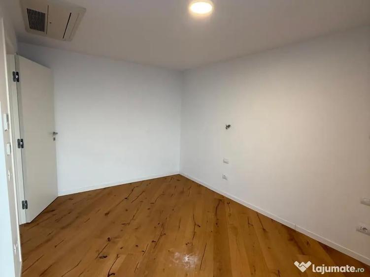 Apartament cu 2 camere semidecomandat în Aviației