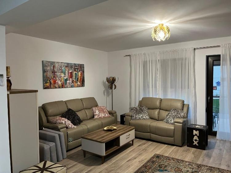 Duplex cu 4 camere cu Canalizare în Corbeanca