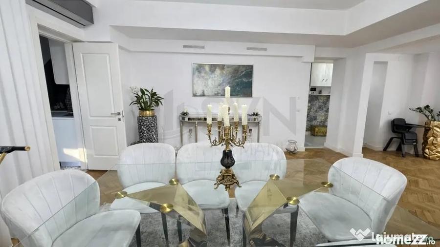 Apartament cu 4 camere semidecomandat în Capitale